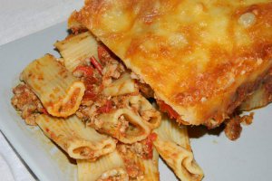 Rigatoni cu carne