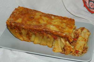 Rigatoni cu carne