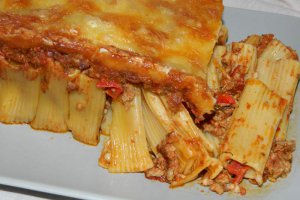 Rigatoni cu carne