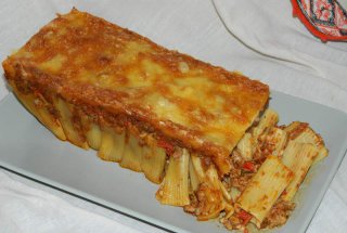 Rigatoni cu carne