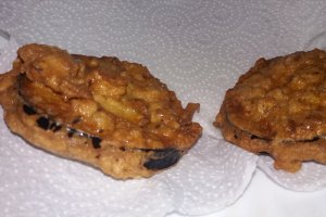 Vinete pane cu sos de usturoi