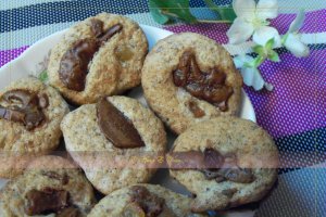 Pricomide cu stafide, ciocolata si crema de unt