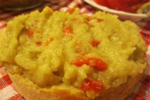 Salata de vinete cu ardei copt