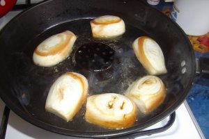 Pachetele de vinete cu bacon