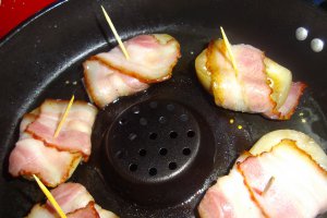 Pachetele de vinete cu bacon