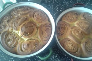 Cozonac trandafir cu nuca, dietetic si normal