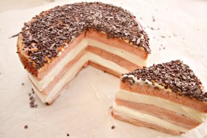 Tort cu crema de lapte - Reteta cu nr. 100