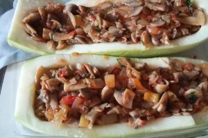 Dovleac umplut cu legume