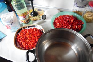 Dulceata de ardei iute si ardei capia
