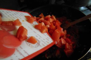 Aripioare cu legume picante, la cuptor