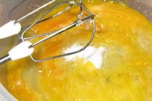 Tort Kira - cu mere caramelizate, banane si crema de vanilie