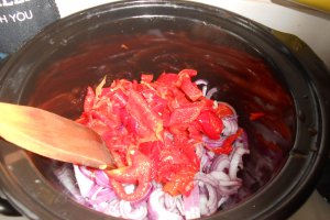 Tocana cu coaste afumate la slow cooker Crock-Pot