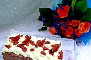 Prajitura cu smochine si crema de ciocolata