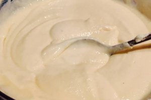 Reteta de preparare a papanasilor cu branza dulce in sos de citrice