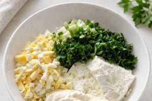Salata de oua cu panite