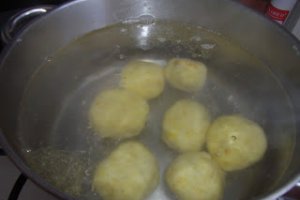 Gomboti cu prune