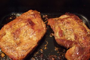 Friptura de porc impanata cu usturoi
