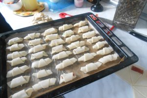 Desert cornulete fragede cu rahat