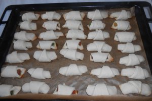 Desert cornulete fragede cu rahat