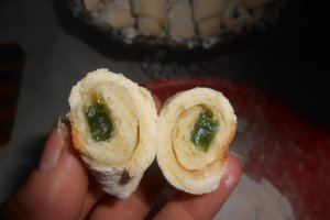 Desert cornulete fragede cu rahat