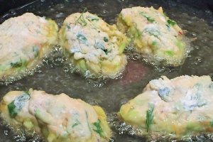 Parjoale de legume si branza
