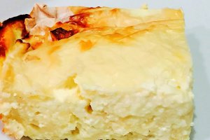 Placinta domneasca cu branza dulce