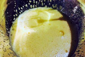 Muffins cu cacao, sirop de artar si nuci