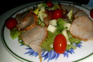 Salata verde cu pastrama