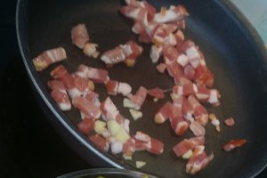 Fasole pastai carbonara