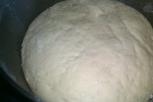 Naans cu branza topita