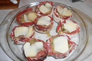Ciuperci umplute, la cuptor