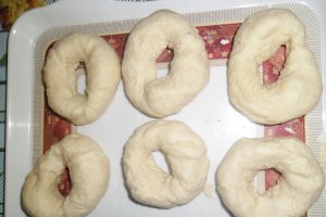 Covrigi Bagels cu miere