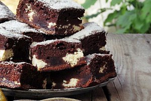 Prajitura cu cacao si branza