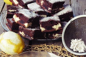 Prajitura cu cacao si branza
