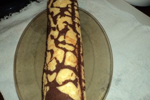 Rulada cu crema de cacao si rom