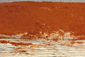 Chec tiramisu cu ciocolata