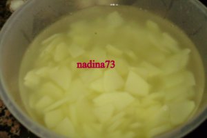 Tortilla cu cartofi si ceapa