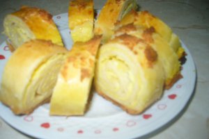 Placinta rulada cu branza