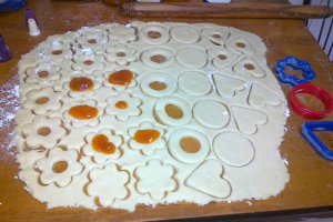 Margarete si cornulete cu dulceata