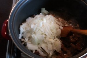 Tocanita de vitel