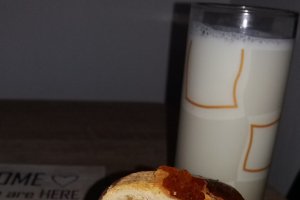 Chifle umplute cu carne tocata