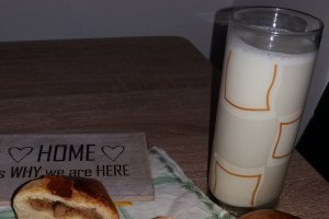 Chifle umplute cu carne tocata