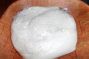 Pateuri cu carne