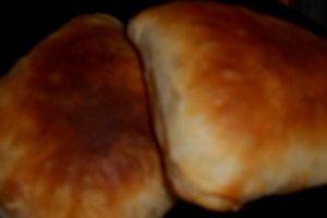 Pateuri cu carne