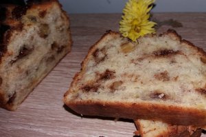 Chec cu banane, cu nuci si ciocolata