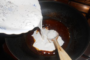 Cotlet de porc cu sos de piper