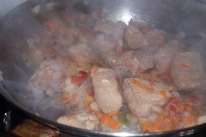 Orez cu ghimbir, carne de porc si marar
