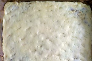 Placinta taraneasca cu mere