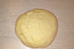 Biscuiti cu bezea si lamaie