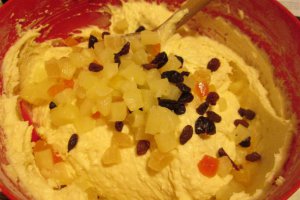 Prajitura cu fructe si nuca de cocos